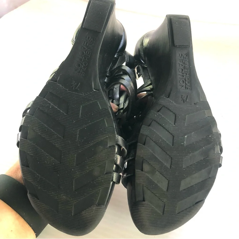Reaction Kenneth Cole Black Strappy Wedge 7.5 - Picture 9 of 10